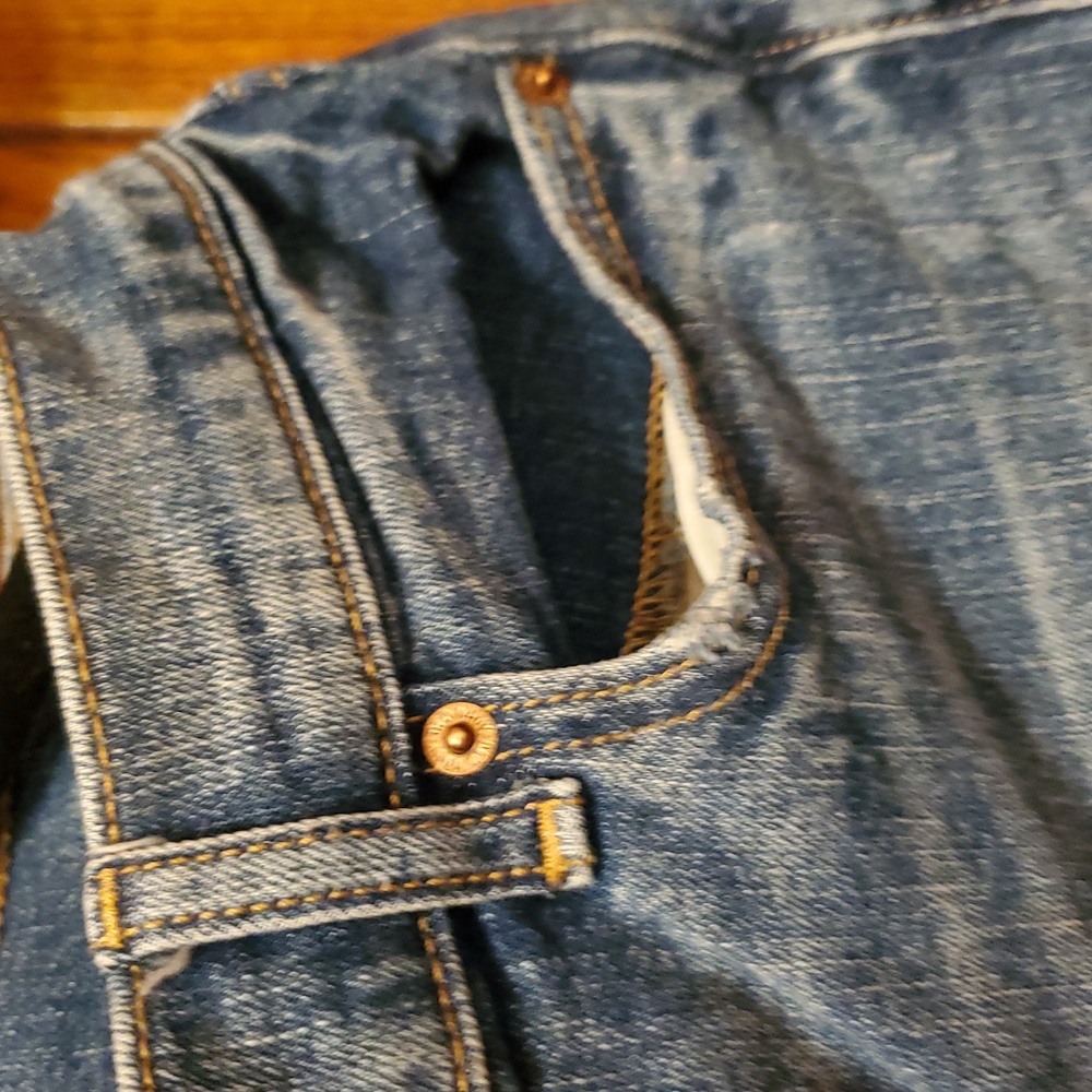 ❤️ 3 For $18 OLD NAVY Classic Blue Distressed Jeans Size 8 - Picture 5 of 12
